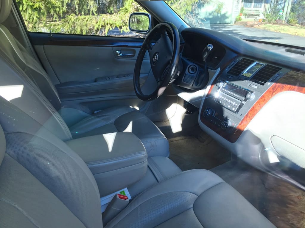 Future Curbside Classic: 2006-11 Cadillac DTS - A Letter to GM 7 DTS d