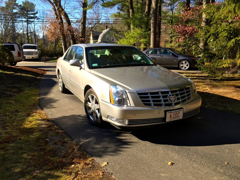 Future Curbside Classic: 2006-11 Cadillac DTS - A Letter to GM 13 DTS j