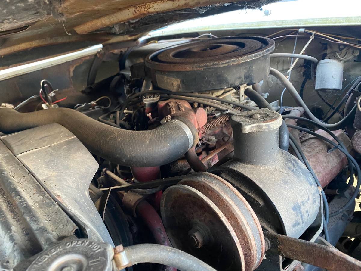 CC For Sale: 1970 International Travelall 4x4 4WD Springfield Ambulance - $3,250 - "Sold As Is, A (Rusty) Project, Not Running" 6 00E0E esH9fLRStEL 0CI0t2 1200x900