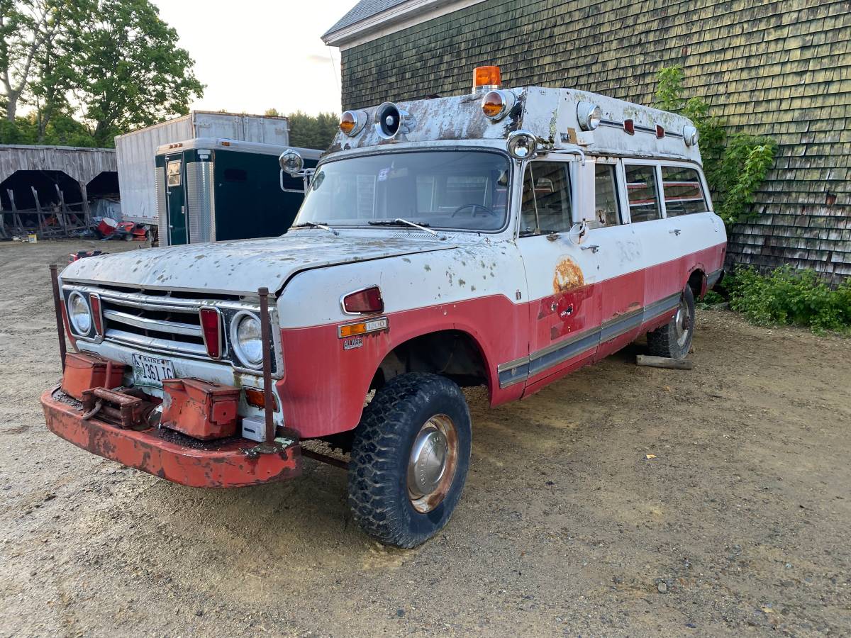 CC For Sale: 1970 International Travelall 4x4 4WD Springfield Ambulance - $3,250 - "Sold As Is, A (Rusty) Project, Not Running" 1 00P0P ctOsfrpkltW 0CI0t2 1200x900 1