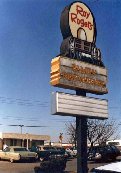 Vintage Picture Outtake: Lunchtime, Then And Now 2 Fairfax Roy Rogers sign 1980