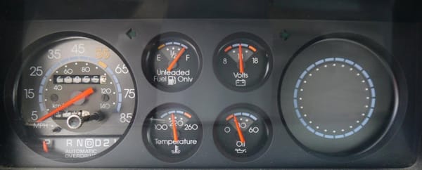 Late Dash no Tach