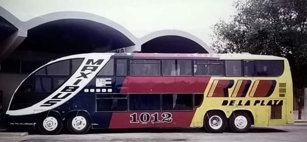 Bus Stop Classics: 1966 CAIO Gaivota and 2001 Rio de La Plata Maxibus - South American Streamliners 5 EmB0GucXgAEk04h