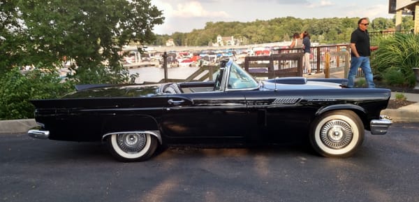 Curbside Classic: 1957 Ford Thunderbird - The Most Perfectly Styled American Car Of The 1950s? 17 1957FordThunderbird02