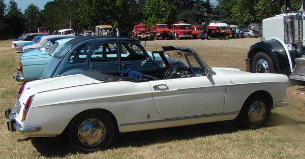 Car Show Classics: At The Chappelle de Vehicules Anciennes At Tonneins, France, For The Fete Of Saint Christopher. 23 404 cab