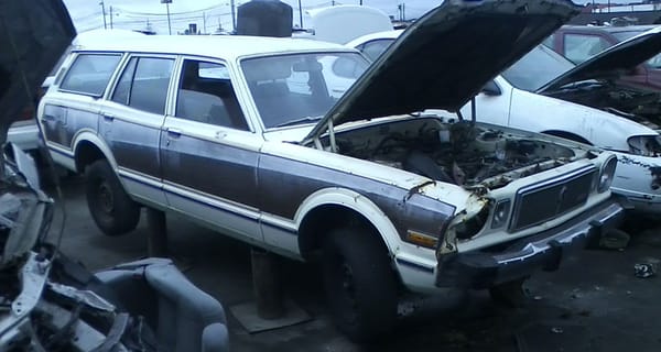 Toyota Cressida wagon front quarter