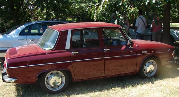 Car Show Classics: At The Chappelle de Vehicules Anciennes At Tonneins, France, For The Fete Of Saint Christopher. 38 renault 10