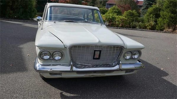 Vintage R&T Review: 1960 Valiant — A Technical Analysis Of Chrysler's New Compact 2 Front view of a 1960 Valiant sedan