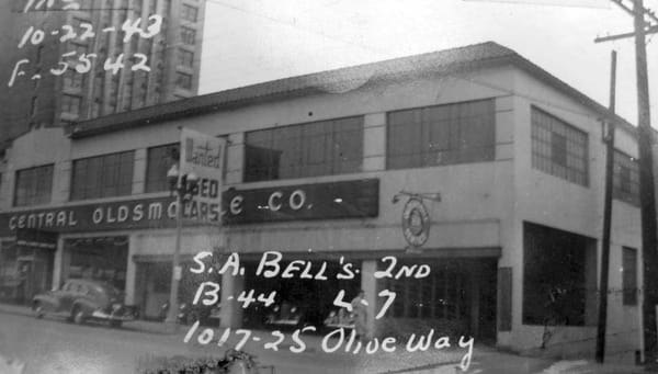 An Oldsmobile Dealer In Seattle - Images From The '40s To The '80s 3 Captura de pantalla 2025 05 20 23.56.06