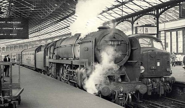 Trackside Classic: 1951 British Railways 7P Pacific No 70000 Britannia – Nationalised Pride 15 15
