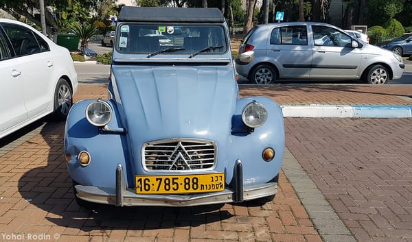 CCs in Israel: February 2021 - More Variety Coming Your Way 18 Powder blue Citroen 2CV