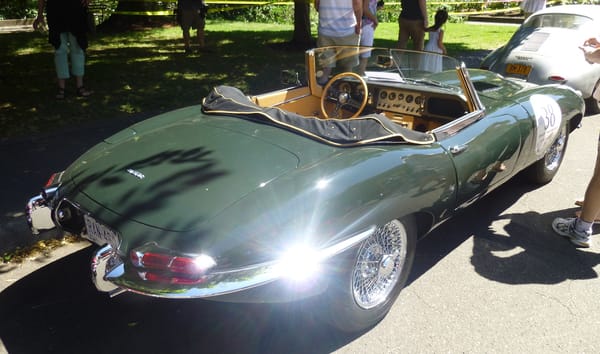 Car Show Classics: Streamlined Sundays: Cars in the Park, Part 3 - Slow Looks at Fast Cars 38 61JagE3