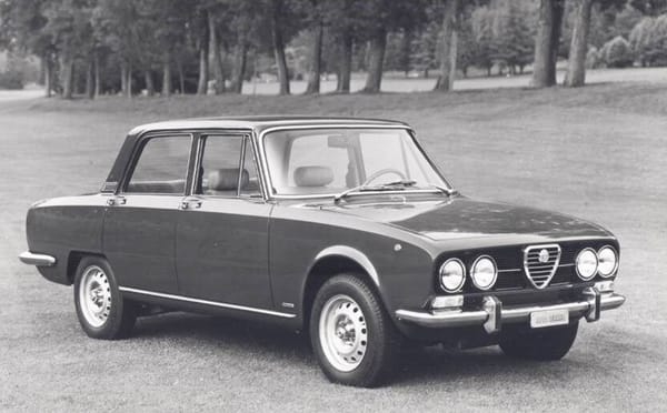 1972 Alfa Romeo 2000