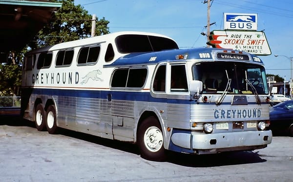 Bus Stop Classics: MCI MC-6 "Supercrusier" - Six Inches Too Far Ahead of Its Time 2 09403748d0fae548f59e1565c7d27e21