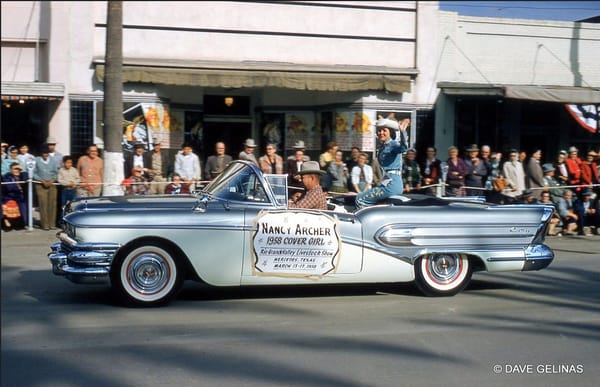 Vintage Snapshots: Buicks - In Their Best Decade, The 1950s 29 DG B 11