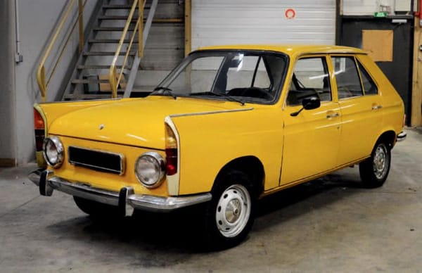 Cars From the Movie "Mood Indigo": The Peugeot 40404 and 40104, and a Few More 2 Peugeot 104 double ender