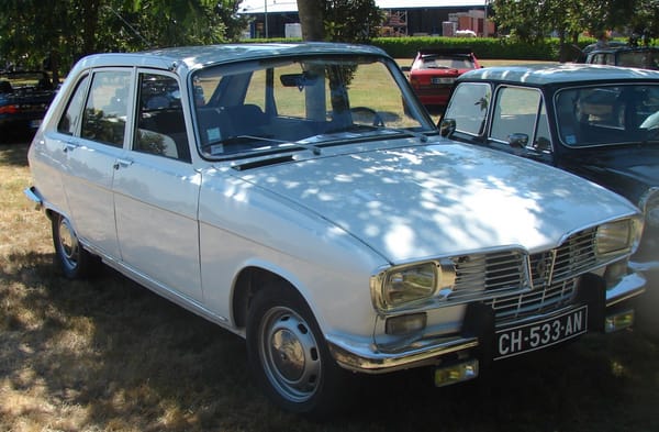 Car Show Classics: At The Chappelle de Vehicules Anciennes At Tonneins, France, For The Fete Of Saint Christopher. 40 renault 16