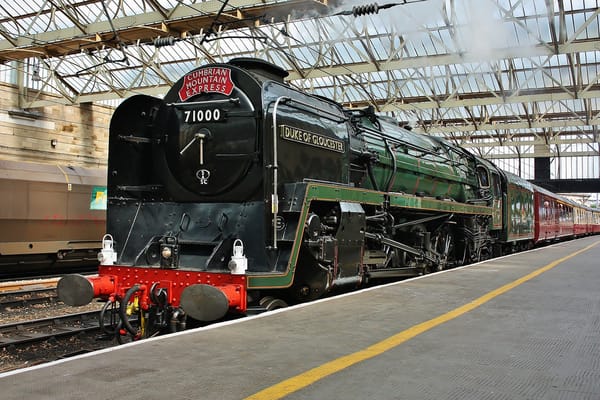 Trackside Classic: 1951 British Railways 7P Pacific No 70000 Britannia – Nationalised Pride 18 18