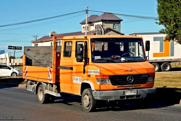 Cohort Gallery: Curbside Classics Of Punta Arenas, Chile 16 51880686633 de95184e23 k