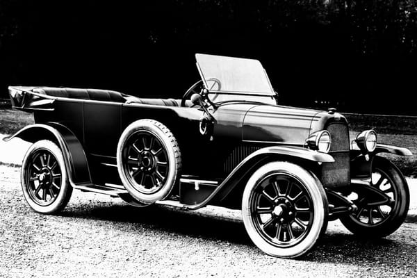 Car Show Classic: 1927 Lancia Lambda (Series VII) Phaeton – Art-Deco Avant-Garde 3 1919 Fiat 505 Torpedo 001