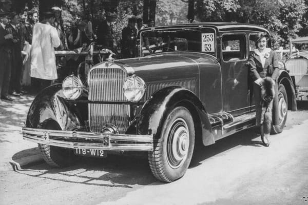 Lorraine Dietrich 20 CV berline Million Guiet 1932