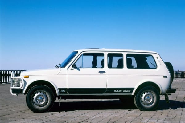 Curbside Classic: 2021 Lada Niva Legend (2131) LWB – Soviet Utility Vehicle 3 lada 2129