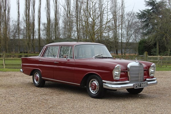 Curbside Classic: Mercedes 190D - Heck, Flossie, I Haven't Seen You In Years! 8 w111