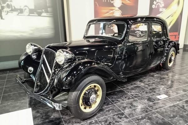 The Toyota Automobile Museum – Part 2: Classics And Streamliners (1925-1945) 69 DSC 2560 ed