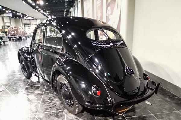 The Toyota Automobile Museum – Part 2: Classics And Streamliners (1925-1945) 77 DSC 2563 edited