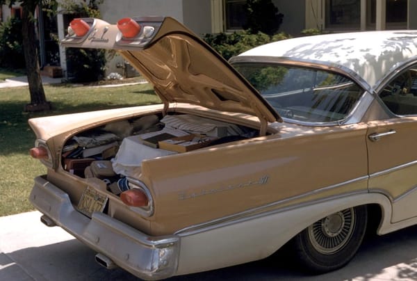 Vintage Snapshots: Traveling By Car In The '50s-'70s 6 Captura de pantalla 2025 01 10 11.23.22