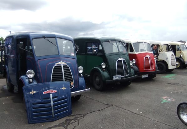 Morris J vans