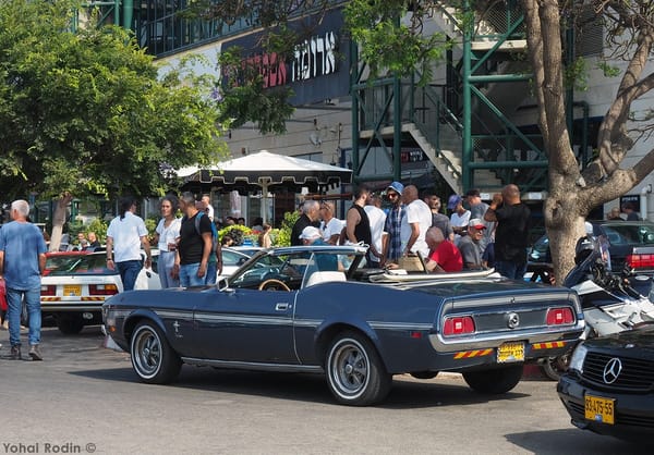 Car Show Classics: It's the Smorgasbord That is Israel's Classic Community 33 1971 Blue Ford Mustang Convertible