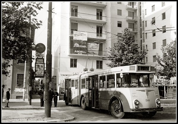 Bus Stop Classic: 1958 Kässbohrer Setra Continental Trailways Super Golden Eagle - Strike Two For The Articulated Highway Bus 10 Isotta Fraschini 1940 italy