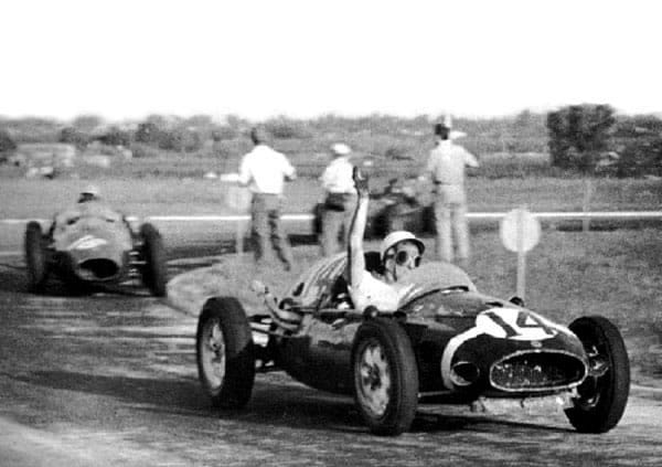 Automotive History: Jack Brabham - You Make Your Own Luck 25 187