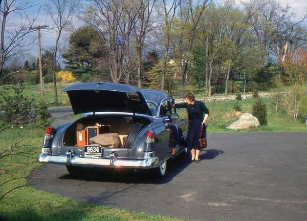 Vintage Snapshots: Traveling By Car In The '50s-'70s 2 2c40c97fcfa9464ac420e3b415f703cb