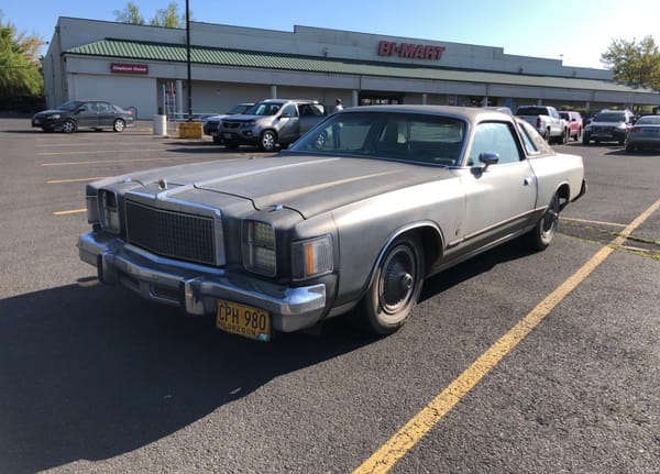 15 Years Outside Has Ravaged The Roof On This Chrysler Cordoba - A Neglected Family Heirloom 17 a cor12