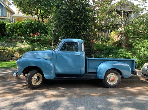 Curbside Find: 1954 Chevrolet Pickup - Out For The Summer 2 Captura de pantalla 2025 07 10 00.20.25