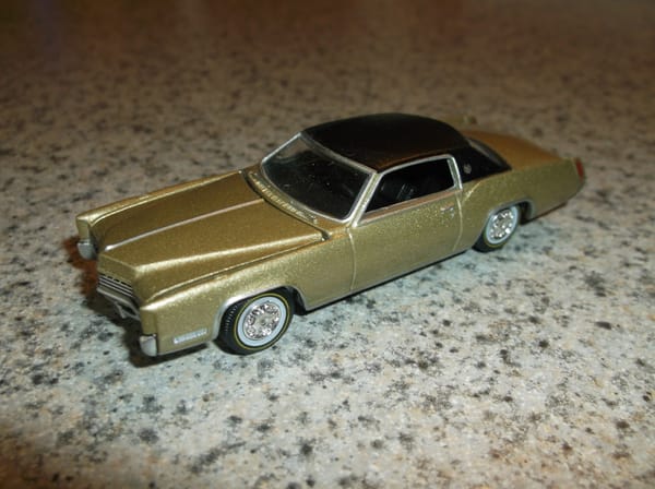 Curbside Classics: 1969 and 1970 Cadillac Eldorados - The Best Of All Possible Worlds 9 002