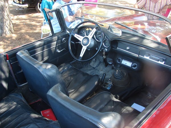 Car Show Classics: At The Chappelle de Vehicules Anciennes At Tonneins, France, For The Fete Of Saint Christopher. 54 2600.2