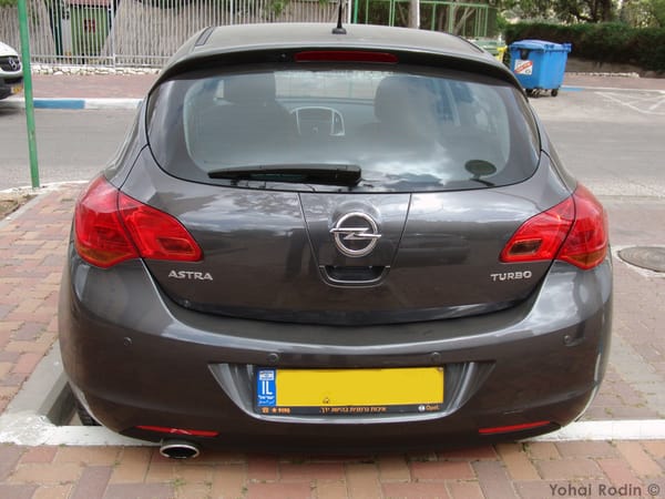 COAL: 2012 Opel Astra J – On The Way Up 11 02