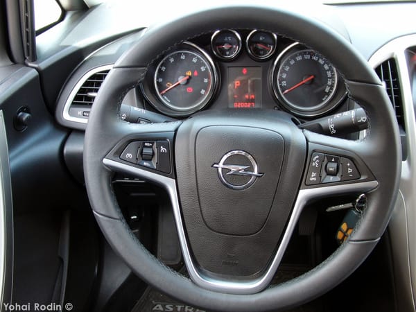COAL: 2012 Opel Astra J – On The Way Up 13 07
