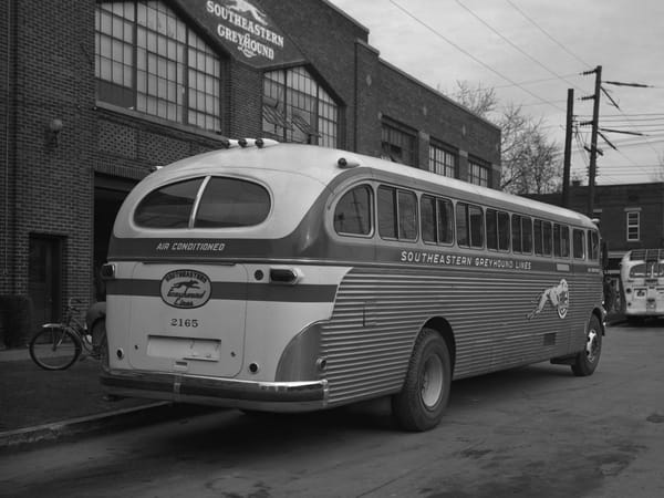 Bus Stop Classic: ACF-Brill IC 41 – Silver Screen Standout 4 acf-brill_model_ic-41_bus_1