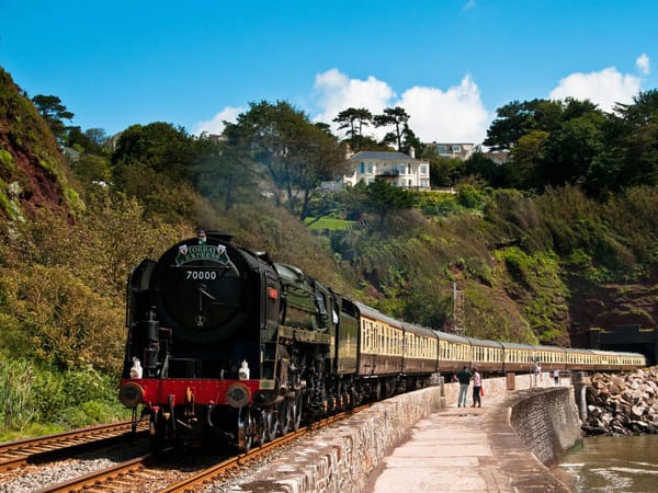 Trackside Classic: 1951 British Railways 7P Pacific No 70000 Britannia – Nationalised Pride 13 13