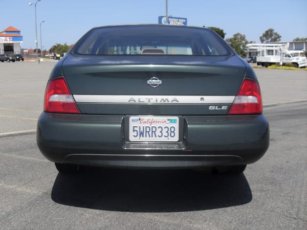 Tom Halter COAL Series: Odds and Ends 3 2001 nissan altima gle green 117k 6000 5