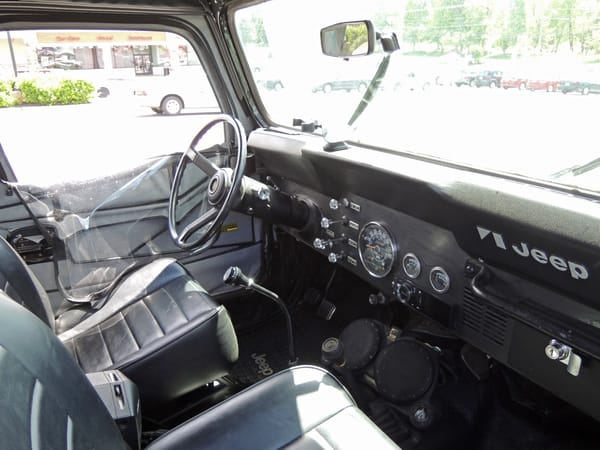 Curbside Classic: 1985 Jeep Scrambler (CJ-8) - A Pickup In Disguise 20 INT