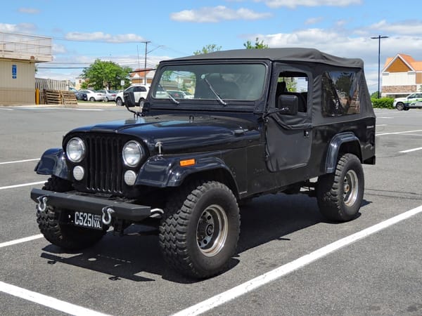 Curbside Classic: 1985 Jeep Scrambler (CJ-8) - A Pickup In Disguise 9 LF 2