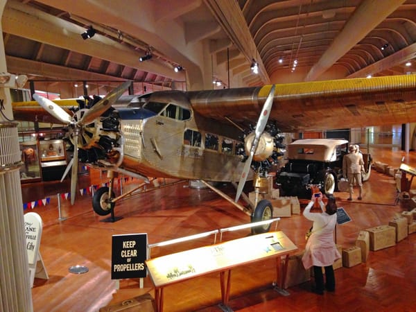 Tri Motor 02