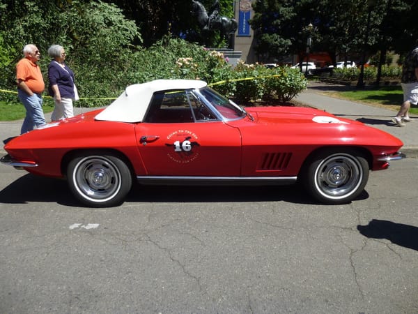 Car Show Classics: Streamlined Sundays: Cars in the Park, Part 3 - Slow Looks at Fast Cars 2 67Vette3