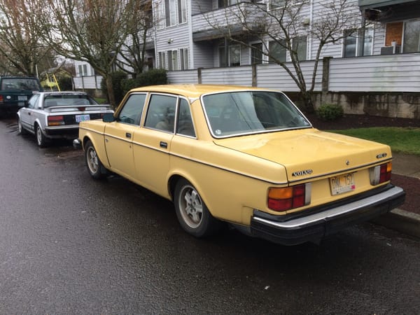 Curbside Classics: Two Long Life Cars, or Suddenly It's 1985 8 CC 383 023