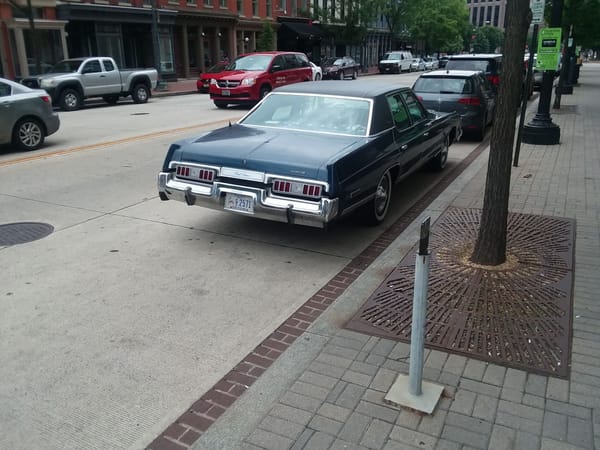 Curbside Classic: 1977 Dodge Royal Monaco Brougham - La Fin De La Ligne 25 77 monaco 5